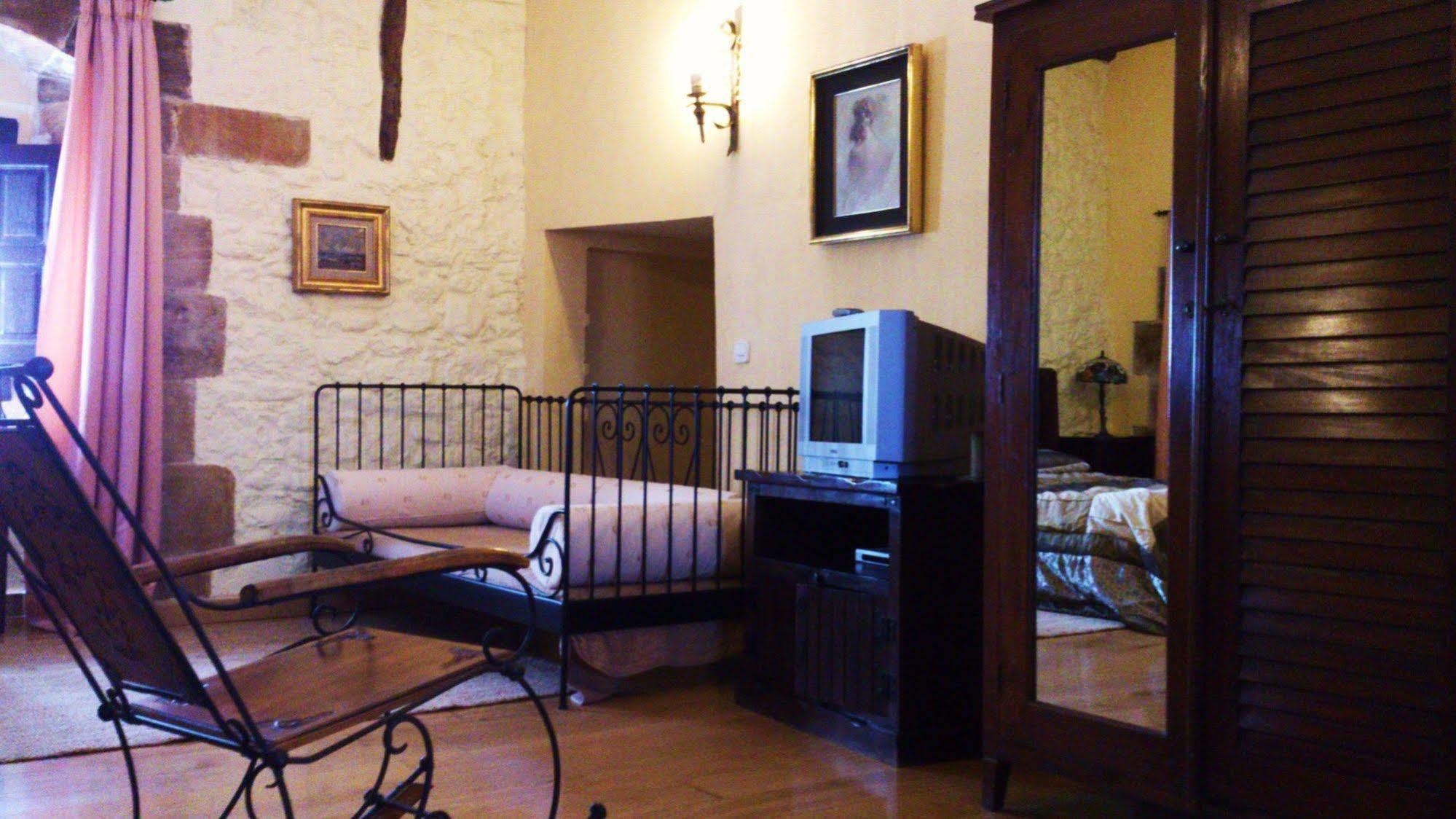 Palacio De Los Alvarado En Las Merindades El Ribero Buitenkant foto
